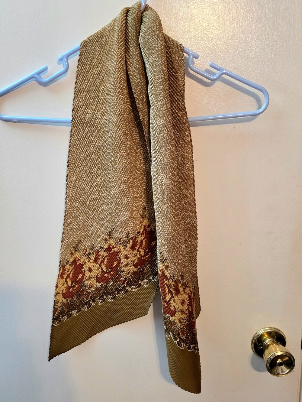 Gold Pleated Scarf